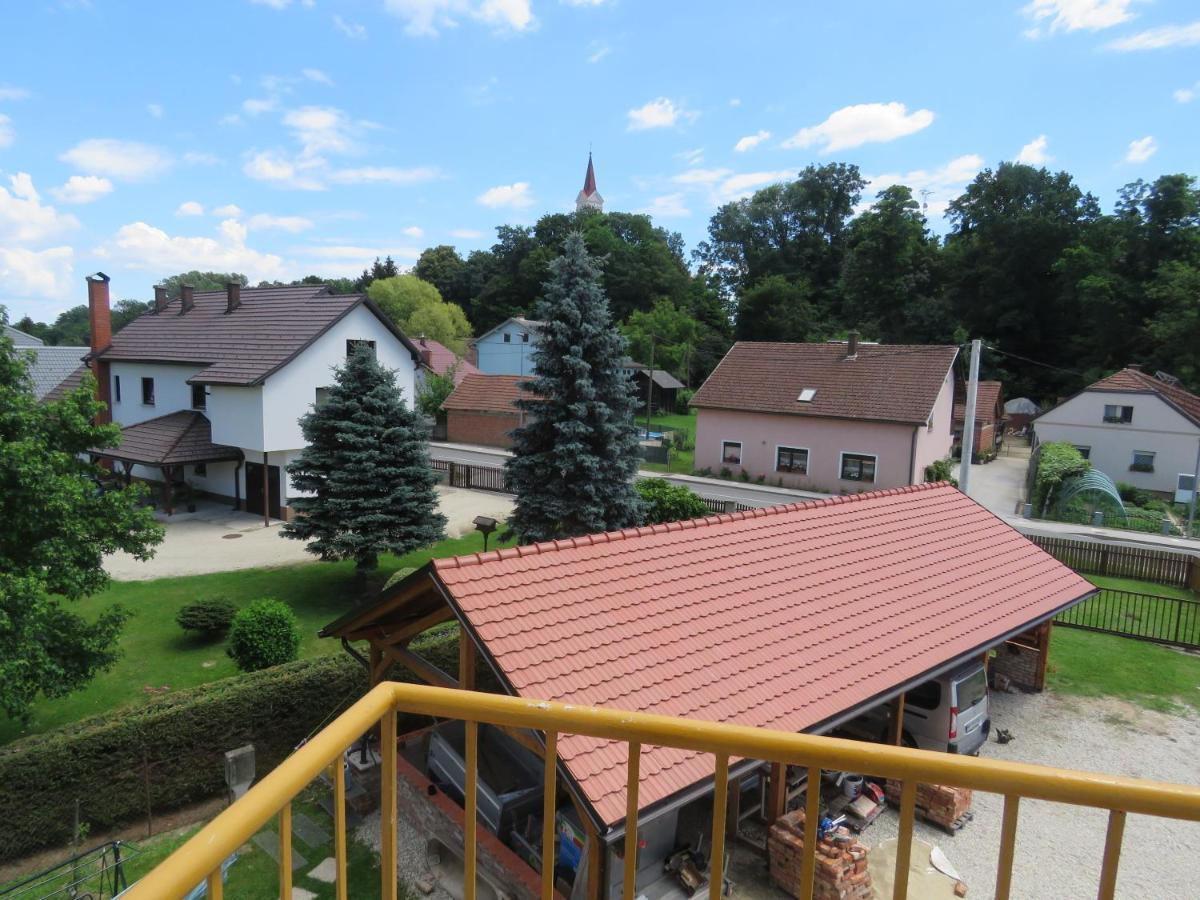 Mill House Apartment And Camping Ljutomer Extérieur photo