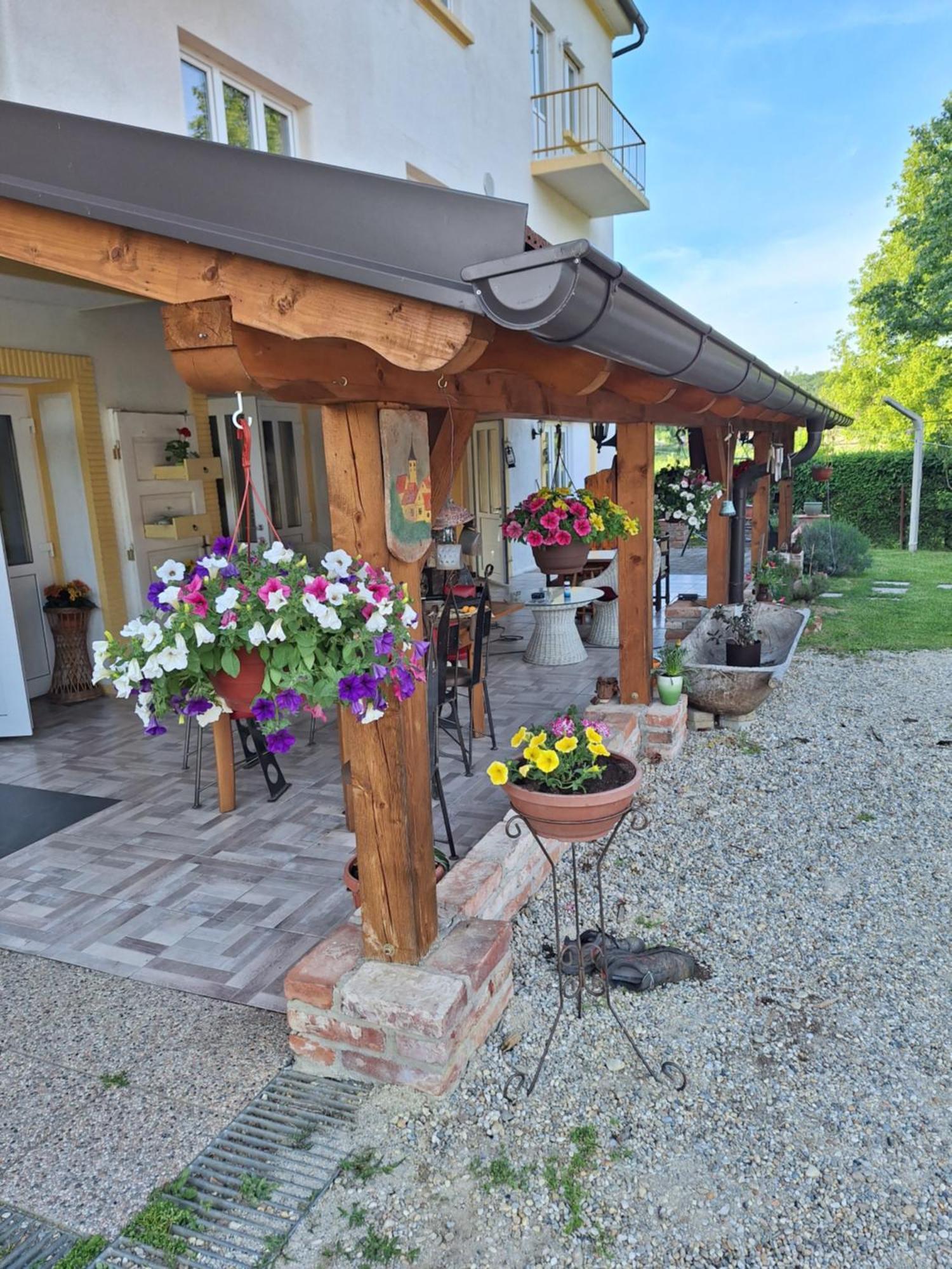 Mill House Apartment And Camping Ljutomer Extérieur photo